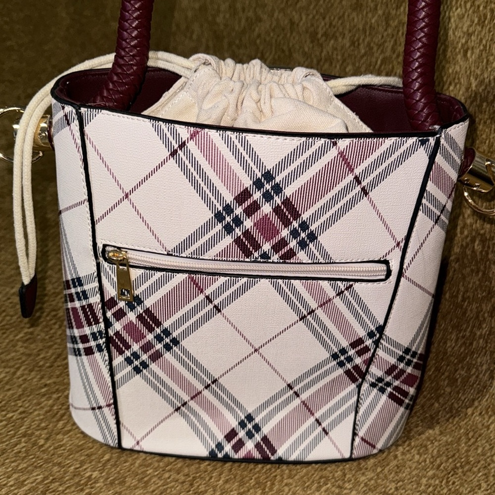 Handbag - Picture 3 of 4